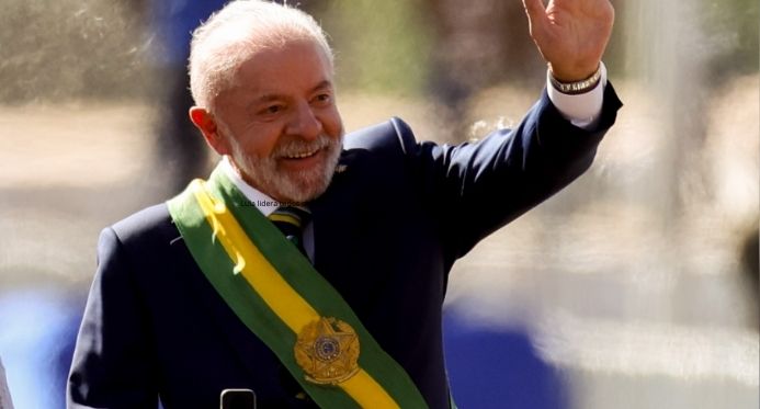Lula lidera todos os cenários para 2026 e apoio a candidatura de Bolsonaro cai