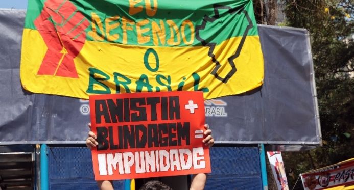 PEC da Blindagem é rejeitada por 87% dos eleitores de Lula e 52% dos que apoiam Bolsonaro