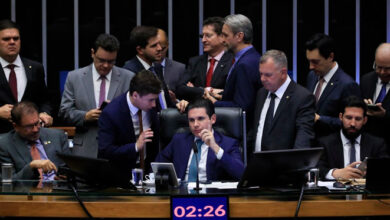 PEC da blindagem é aprovada por deputados e vai ao Senado