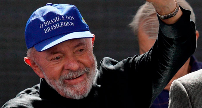 Pesquisa: para 64%, governo Lula acerta ao defender soberania frente aos EUA