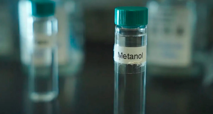 Anvisa aciona outros países para trazer antídoto do metanol para o Brasil