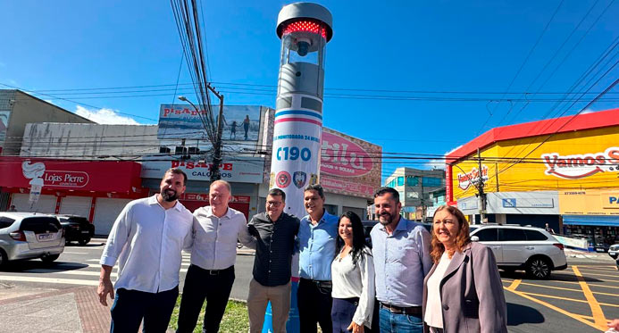 Governo do Estado inaugura novos totens de segurança na Serra