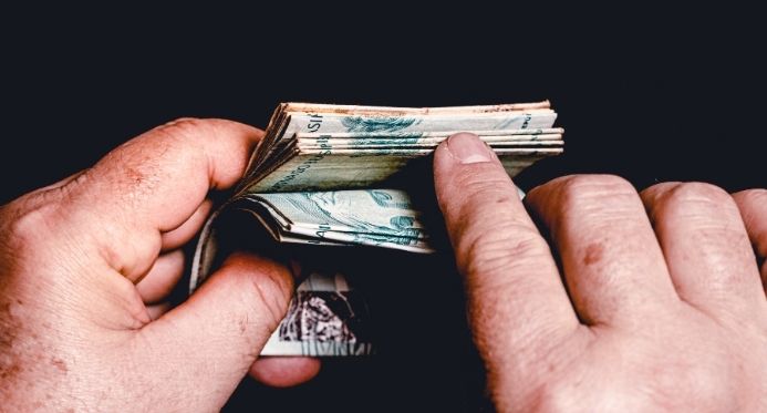 Governo limita empréstimo do saque-aniversário do FGTS com teto e novas regras