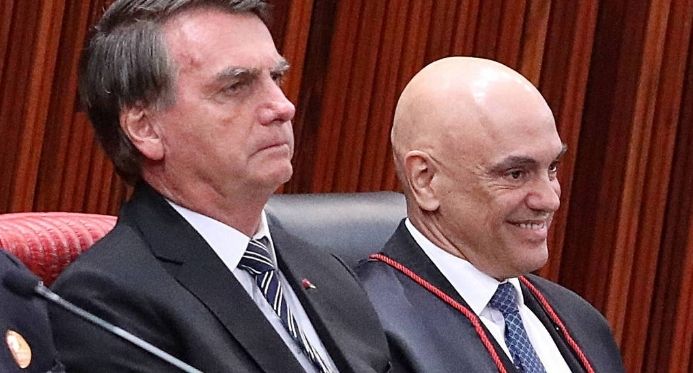 Moraes determina reabertura de inquérito sobre interferência de Bolsonaro na PF