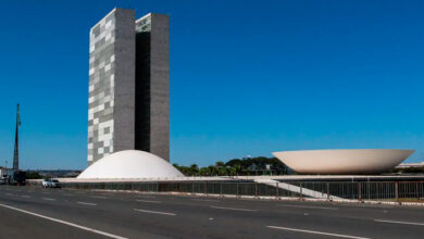 PGR envia ao STF parecer contrário a mandato remoto no Congresso