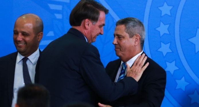Trama golpista: Bolsonaro e aliados recorrem ao STF questionando cálculo das penas e citam voto de Fux