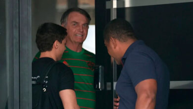Advogados de Bolsonaro respondem STF e negam uso de celular em encontro com Nikolas