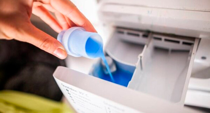 Anvisa manda recolher lotes de sabão líquido por contaminação