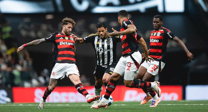 Brasileirão: Flamengo dispara e Palmeiras despenca nas chances de título