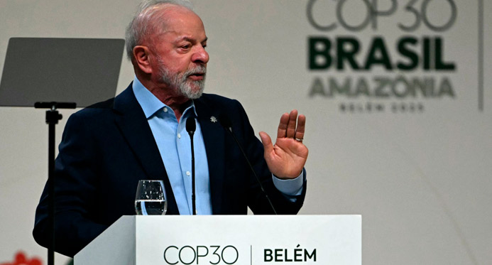 COP30: Lula cobra ação climática imediata na Cúpula de Líderes e critica quem "fabrica inverdades"