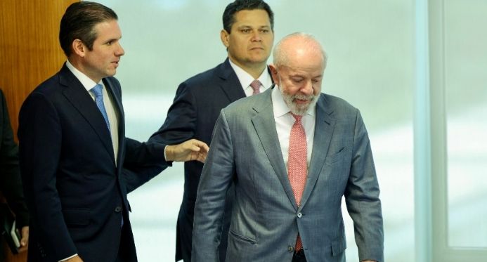 Câmara e Senado escalam crise com Lula e põem em risco a agenda do governo