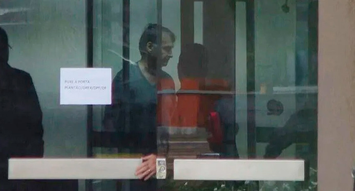 Dino acompanha Moraes e 1ª Turma avança para manter prisão de Bolsonaro
