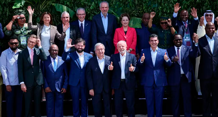 Lula diz que "gastar mais com armas que com ação climática é caminho ao apocalipse"