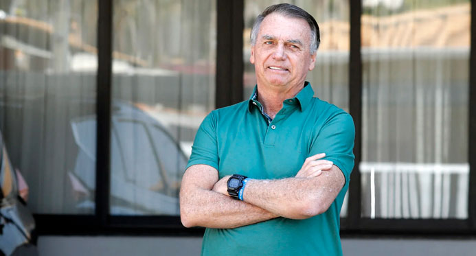 Moraes autoriza Bolsonaro a receber comida especial na prisão