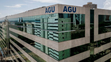 AGU pede que Gilmar reconsidere decisão sobre impeachment de ministros
