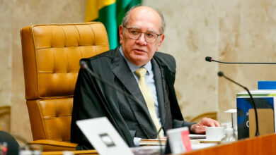 Apenas a PGR pode mover impeachment contra ministros do STF, decide Gilmar