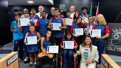 Atletas Paralímpicos são homenageados em Vila Velha