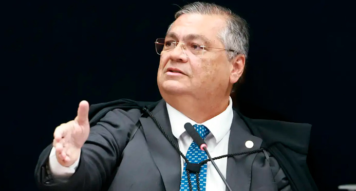 Dino afirma que silêncio sobre Messias é prudente e ressalta diálogo