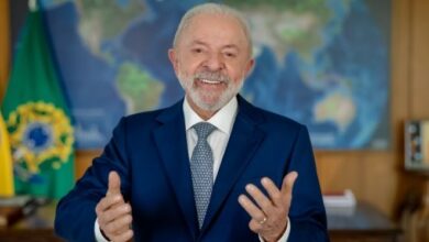 Fim do Imposto de Renda troca privilégio de poucos por direitos para a maioria, diz Lula