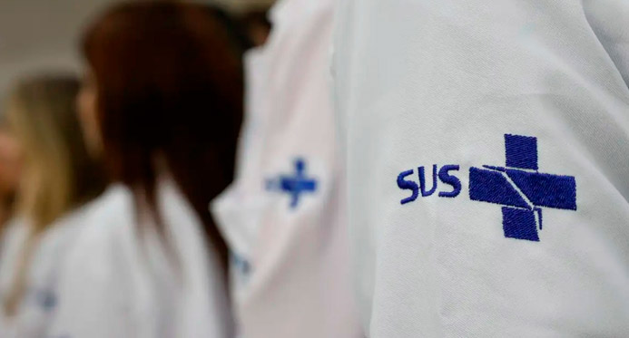 Saúde anuncia investimento de R$ 9,8 bilhões para adaptar unidades contra mudanças climáticas