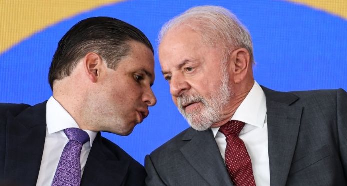 Lula deve barrar R$ 11 bilhões de emendas parlamentares no Orçamento de 2026