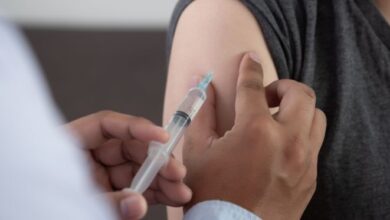 Vacinação contra a Covid-19 completa cinco anos com alerta para baixa cobertura no ES
