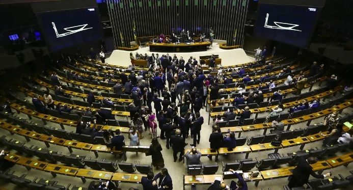 Câmara aprova acordo entre Mercosul e União Europeia que reduz impostos de importação
