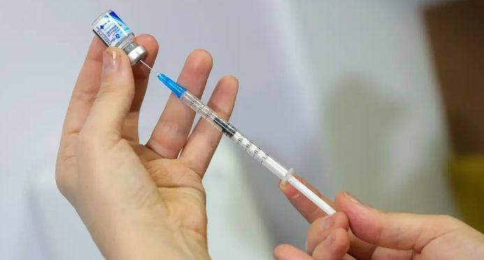 ES começa a vacinar bebês prematuros e crianças com comorbidades contra vírus respiratório