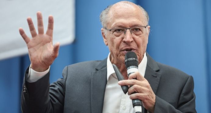 Governo federal prepara decreto para proteger produção nacional em acordos comerciais