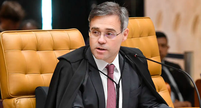 Mendonça devolve dados sigilosos de Vorcaro à CPMI do INSS