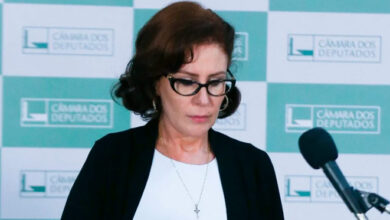 Moraes acolhe pedido da PGR e arquiva inquérito contra Zambelli por obstrução e coação