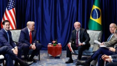 Trump dribla Justiça e taxa todo o mundo em 15%, mas Brasil será o menos atingido
