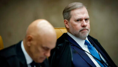 Após citações em celular de banqueiro, Toffoli se afasta de processos ligados ao Banco Master