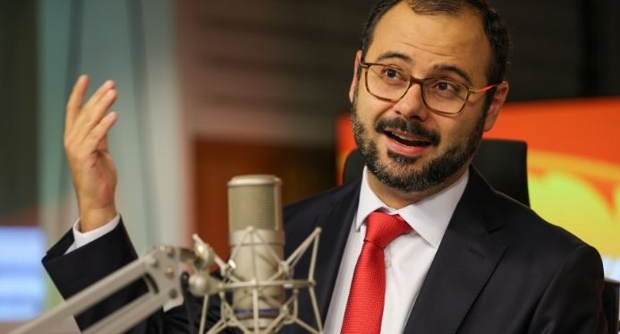 Fim da escala 6x1 impulsionará a criação de novos negócios no Brasil, afirma ministro