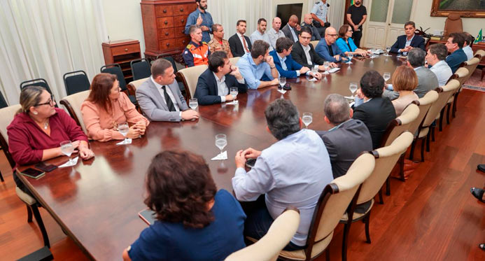 Governador Ricardo realiza primeira reunião de trabalho com os secretários