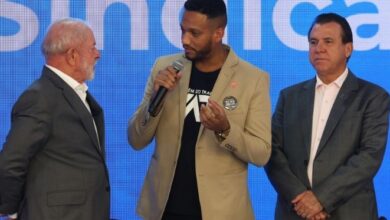 Lula pede mobilização a centrais sindicais para aprovar fim da escala 6x1 no Congresso