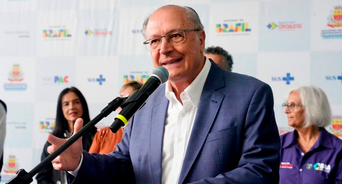 Alckmin: Família Bolsonaro usa PCC e CV para abafar caso Banco Master