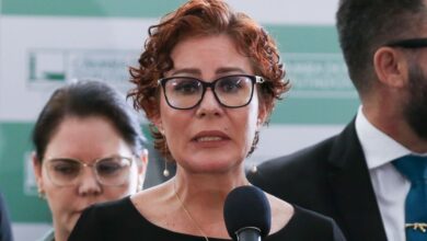Antes de ser presa na Itália, Zambelli destinou R$ 2 milhões para produtora de filme sobre Bolsonaro