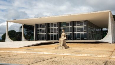 Datafolha: 51% dos brasileiros querem mulher e negro no STF, mas rejeição à corte bate recorde de 40%
