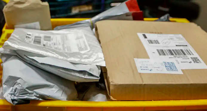 Governo acaba com a "taxa das blusinhas" para compras internacionais de até US$ 50