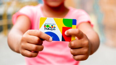 Mais de 5 milhões de famílias deixaram o Bolsa Família após conseguir emprego, diz ministro