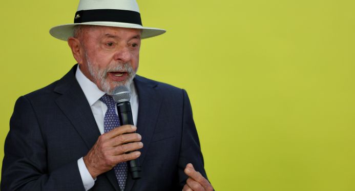 Quaest: Lula ultrapassa Flávio Bolsonaro no 2º turno e aprovação do governo sobe
