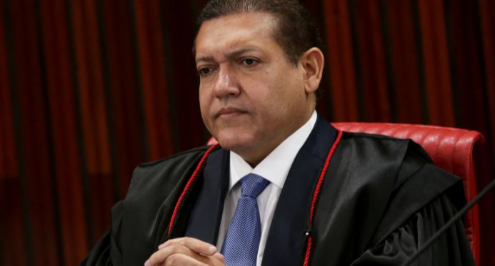 Ala do STF se prepara para atuar como revisora do TSE em meio a embates com Kassio Nunes Marques