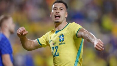 Brasil vira sobre o Japão nos acréscimos e avança às oitavas da Copa do Mundo