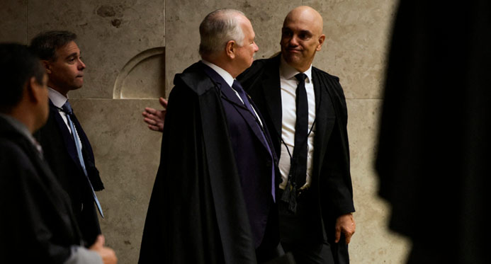 Fachin autoriza AGU a defender Alexandre de Moraes em processo nos EUA