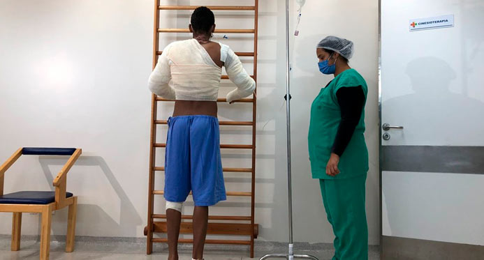 'Junho Laranja' destaca papel do Hospital Dr. Jayme no tratamento de queimaduras no ES