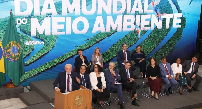 Lula lança pacote ambiental com criação de reservas ecológicas e destinação de crédito verde
