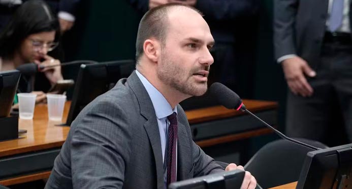 PGR pede condenação de Eduardo Bolsonaro por coação em caso de tarifaço contra o Brasil