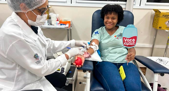 Profissionais do Hospital Jayme Santos Neves se unem em campanha de doação de sangue