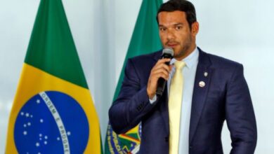 Samir Xaud teria usado verba da CBF para custear viagens de luxo de amantes, revela portal Leo Dias